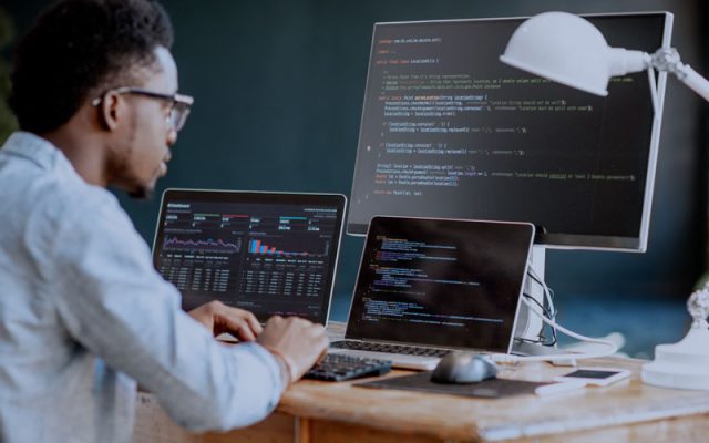 Tech-and-Business-start-up-2